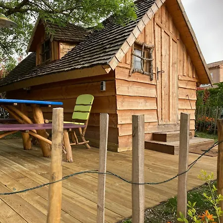 Chalet Insolite Entre Albi Et Cordes-sur-ciel